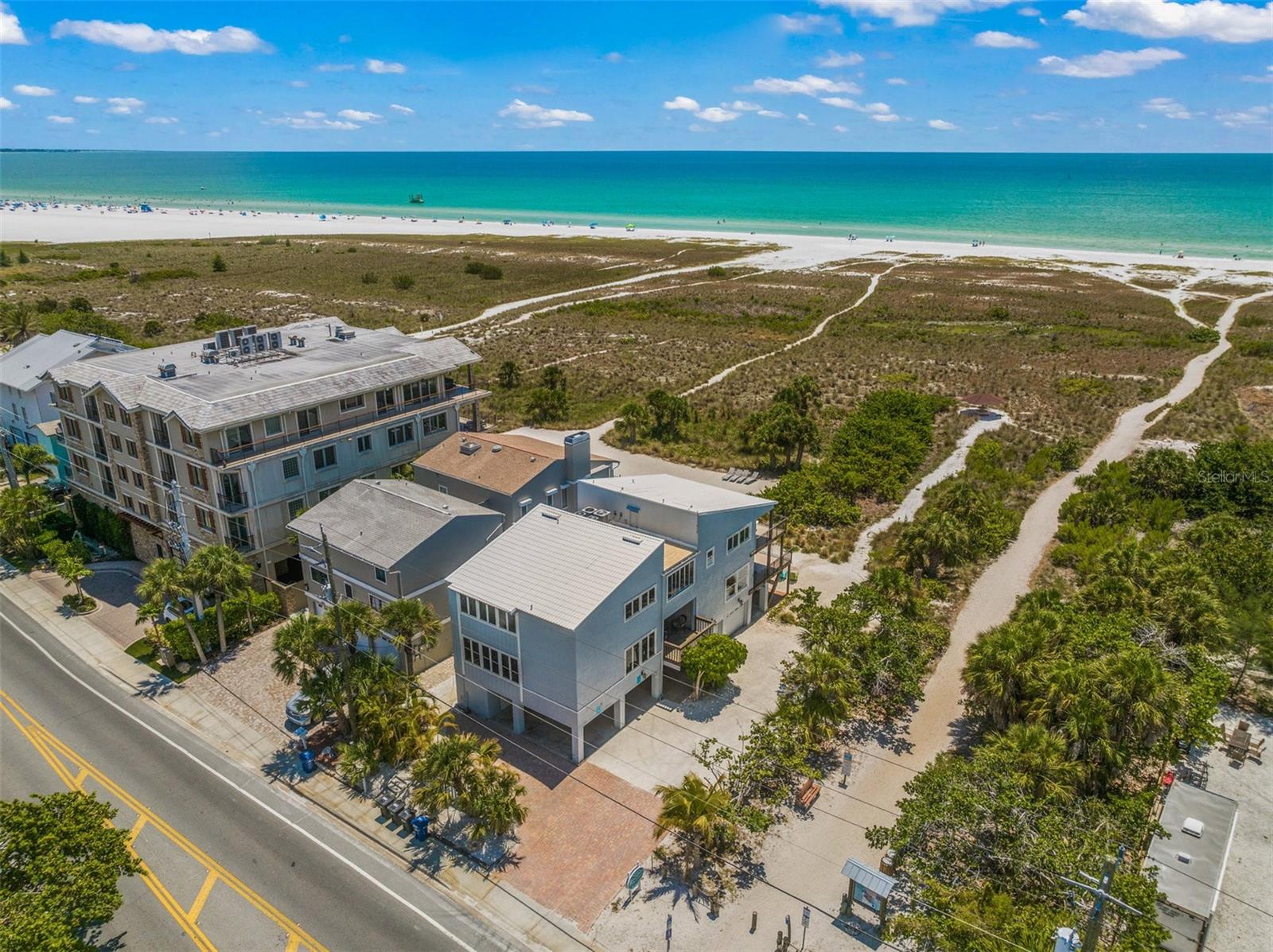 600/602 BEACH RD #1 & 2, SARASOTA, FL, 34242