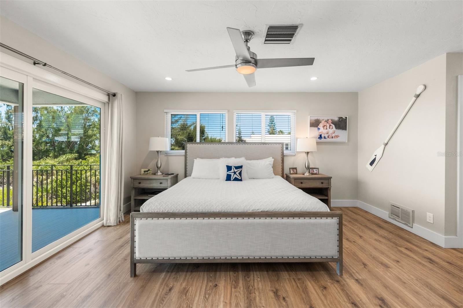 600/602 BEACH RD #1 & 2, SARASOTA, FL, 34242