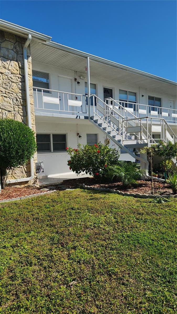 TB8337497 Property Photo