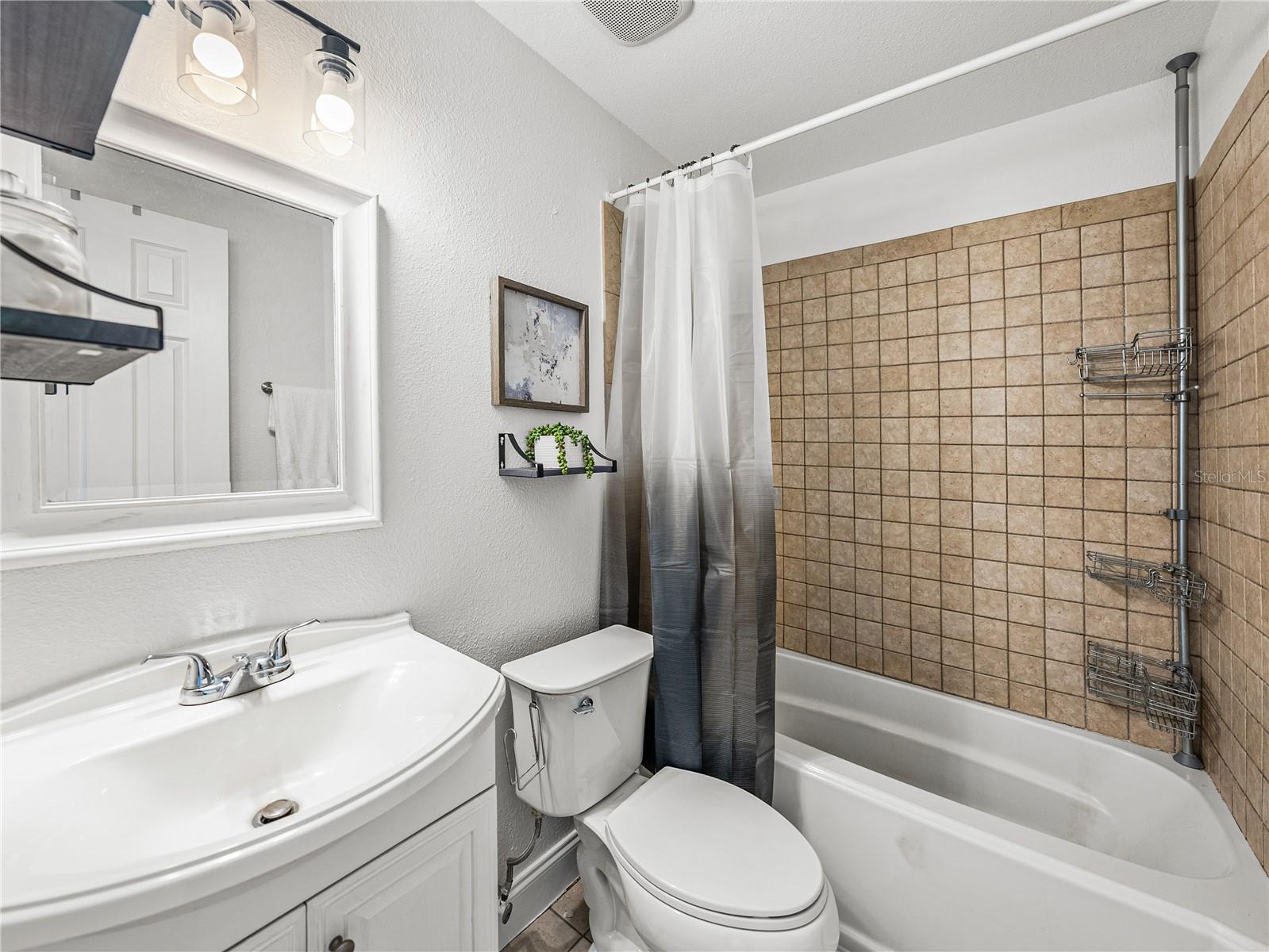 325 HONEY BEE LN, POLK CITY, FL, 33868