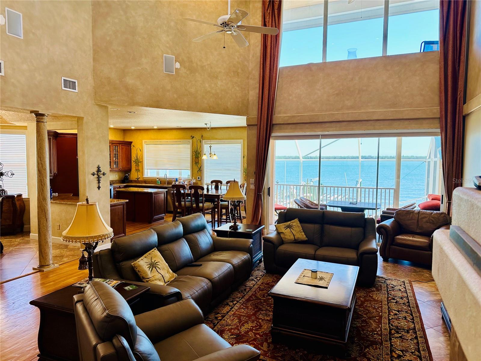 202 SAND KEY ESTATES DR, CLEARWATER BEACH, FL, 33767