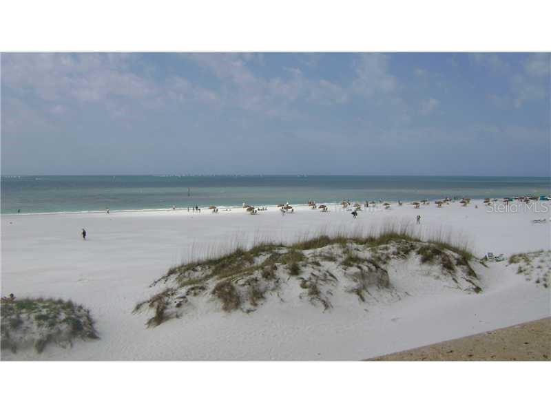 202 SAND KEY ESTATES DR, CLEARWATER BEACH, FL, 33767