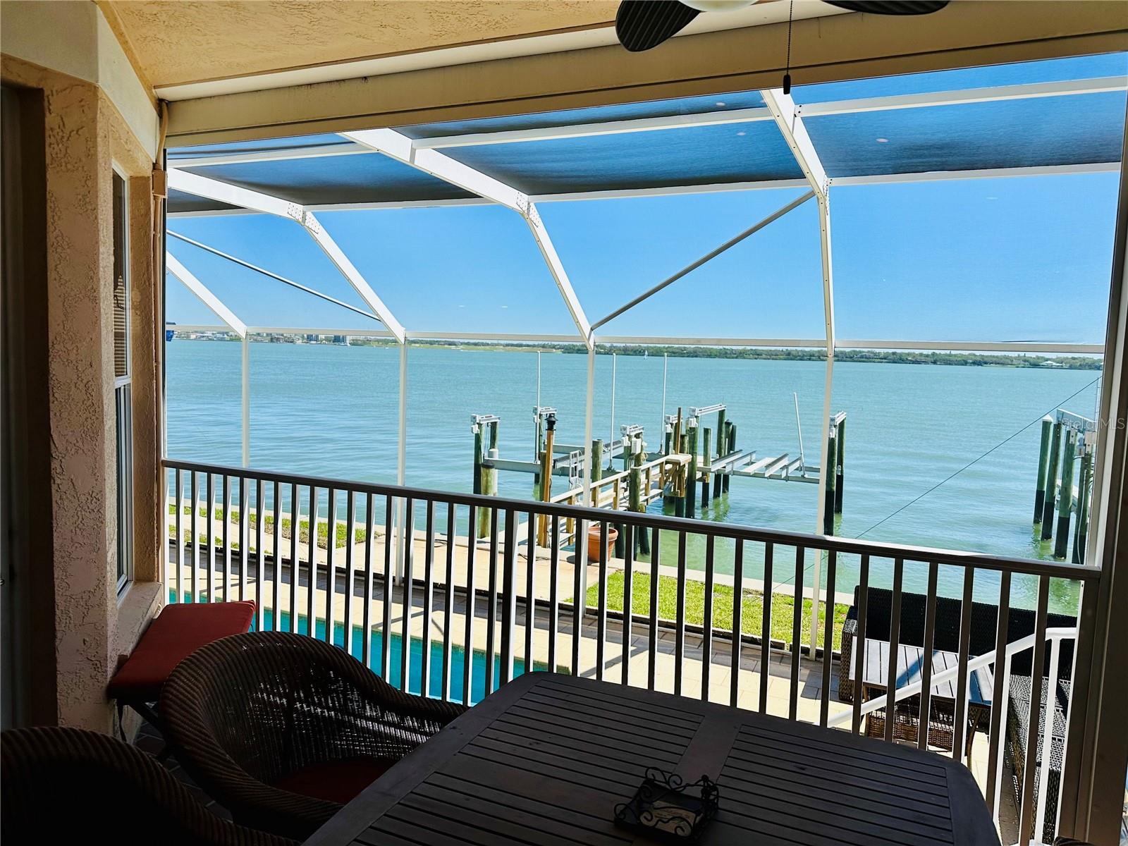 202 SAND KEY ESTATES DR, CLEARWATER BEACH, FL, 33767