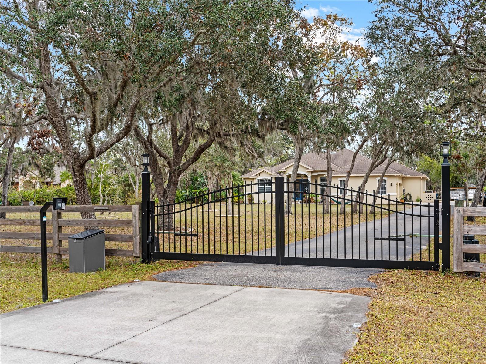 8107 HIGH OAKS TRL, MYAKKA CITY, FL, 34251