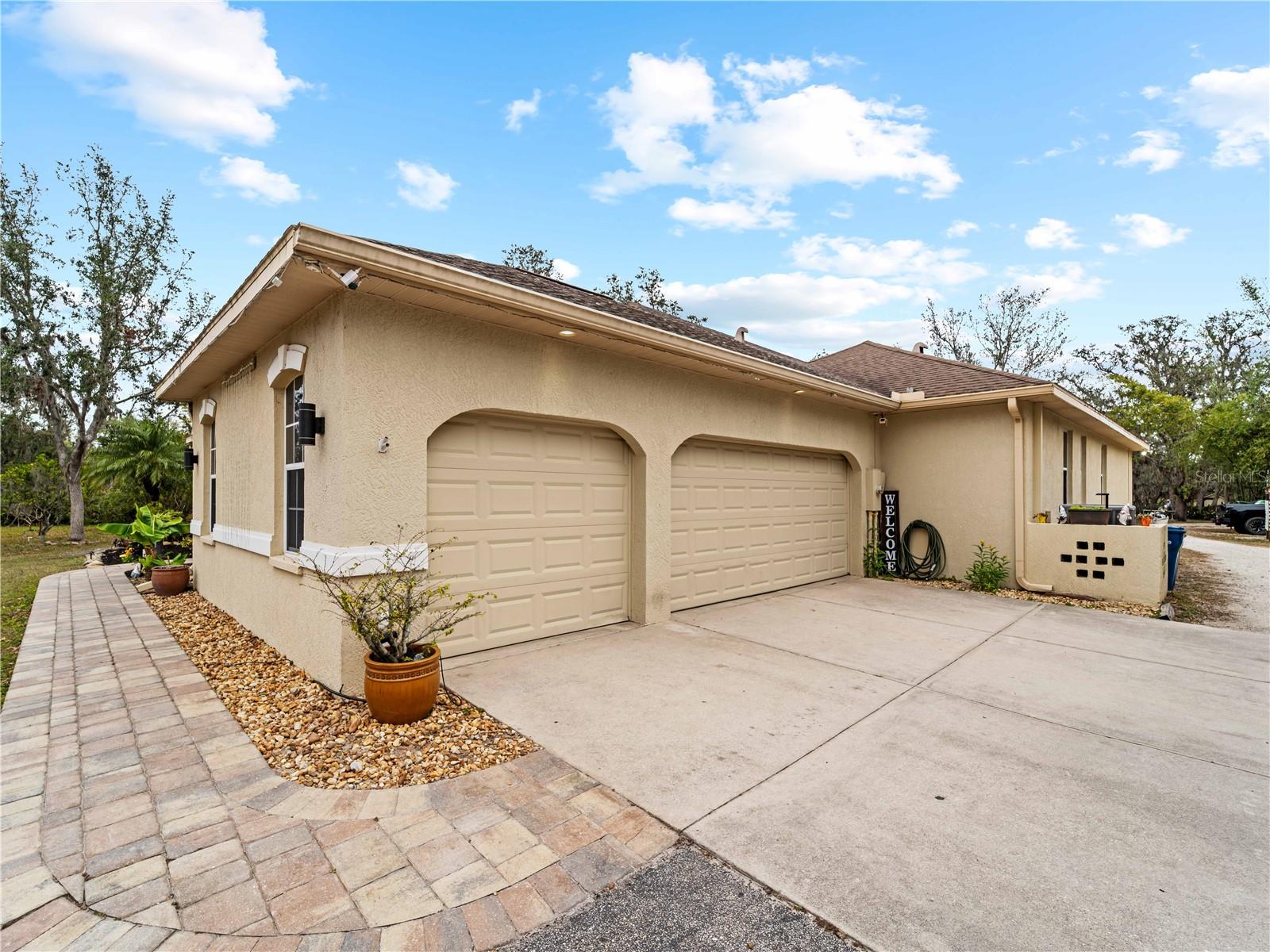 8107 HIGH OAKS TRL, MYAKKA CITY, FL, 34251