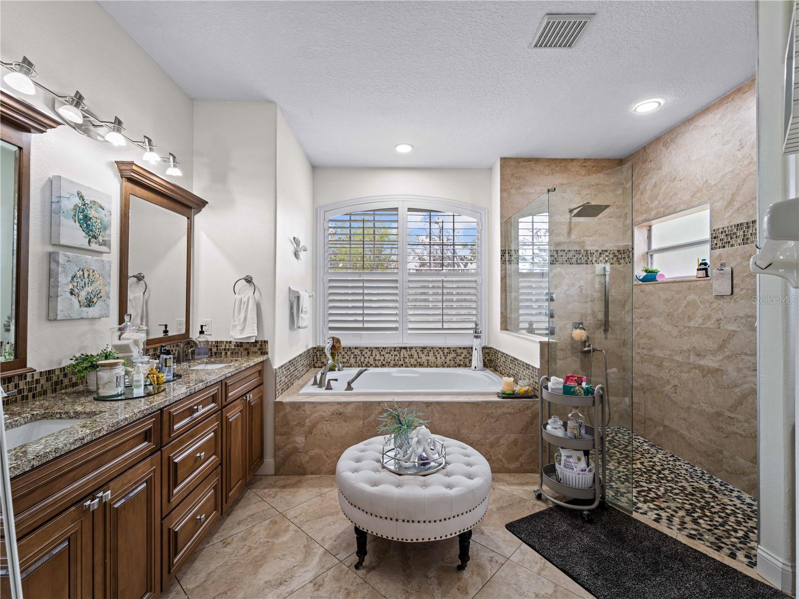 8107 HIGH OAKS TRL, MYAKKA CITY, FL, 34251