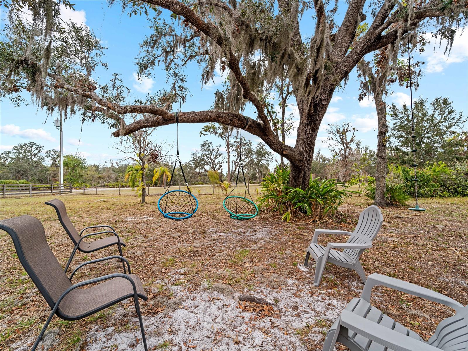 8107 HIGH OAKS TRL, MYAKKA CITY, FL, 34251
