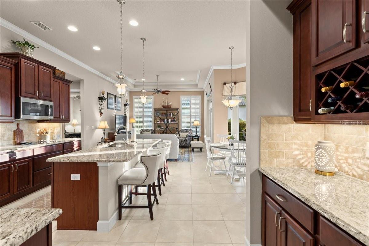 702 WOODBRIDGE CT, ORMOND BEACH, FL, 32174