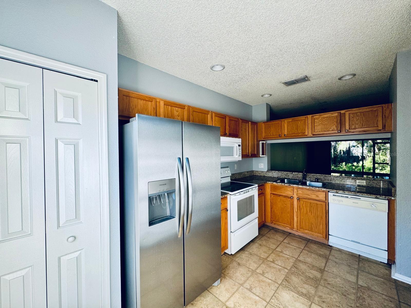 30021 GRANDA HILLS CT, WESLEY CHAPEL, FL, 33543