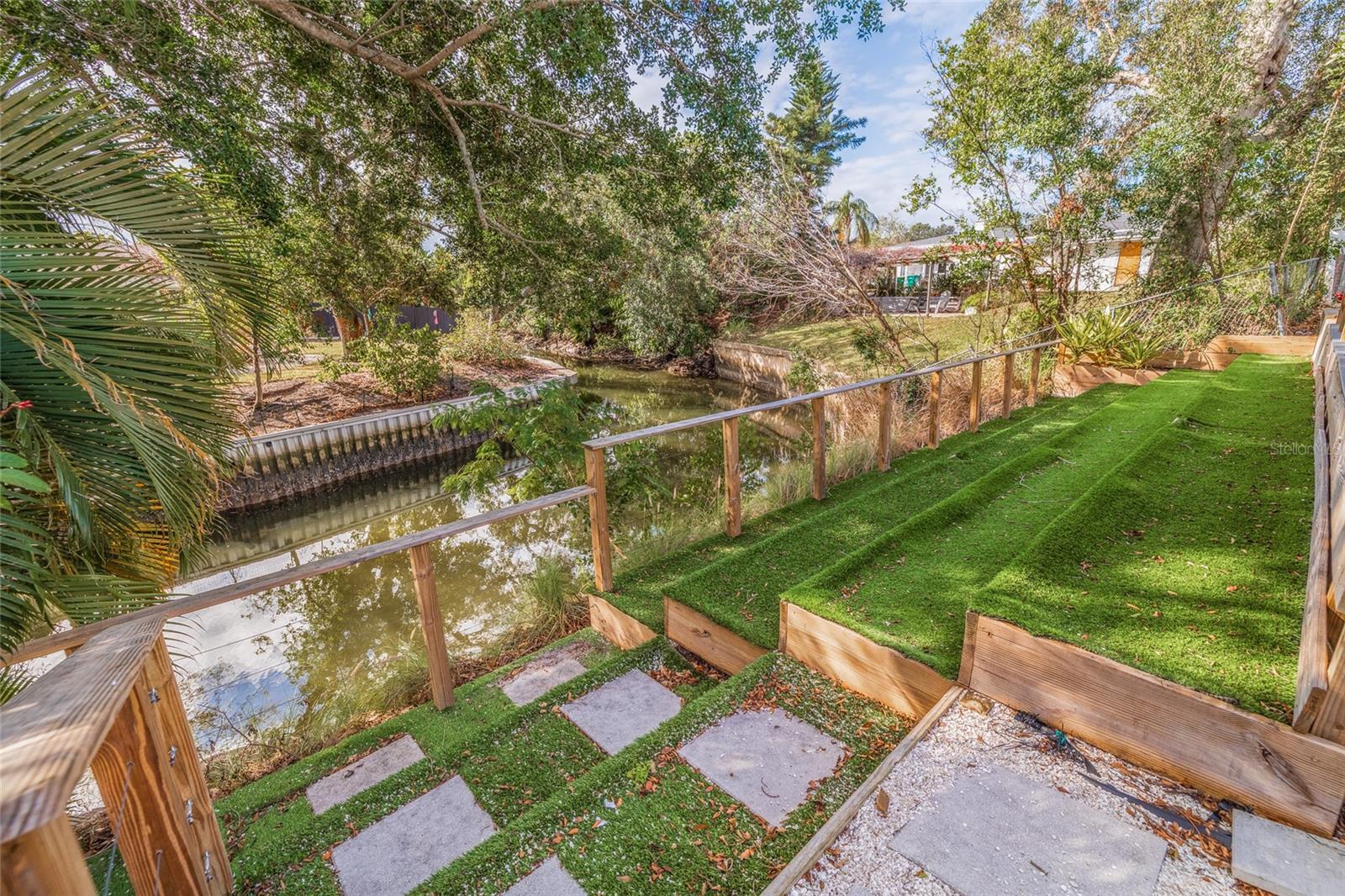 3282 HONEYSUCKLE RD, LARGO, FL, 33770