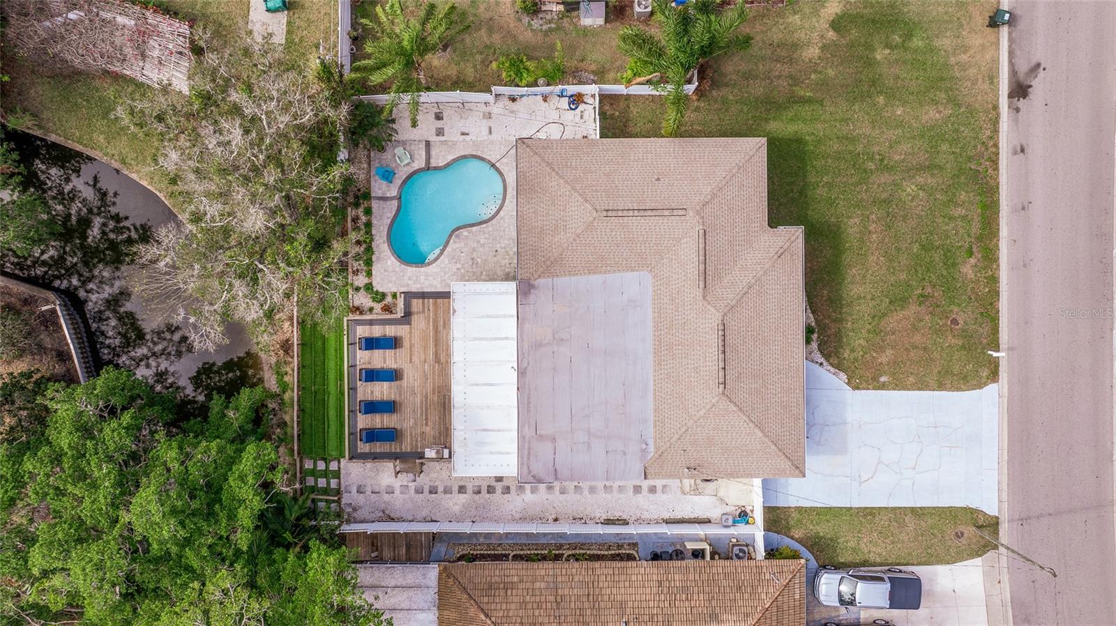 3282 HONEYSUCKLE RD, LARGO, FL, 33770