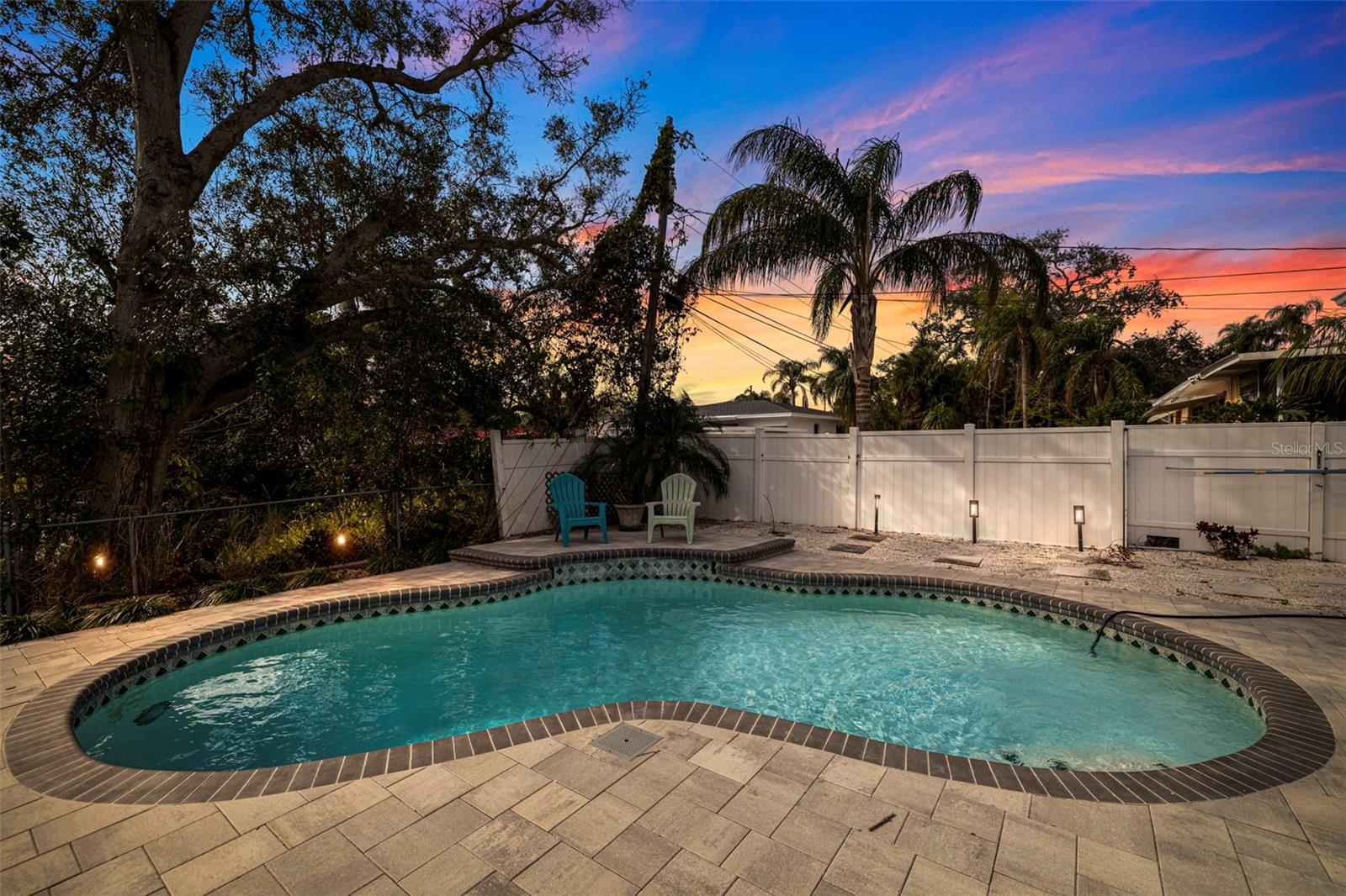 3282 HONEYSUCKLE RD, LARGO, FL, 33770