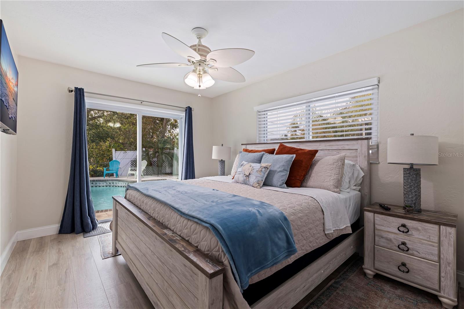 3282 HONEYSUCKLE RD, LARGO, FL, 33770