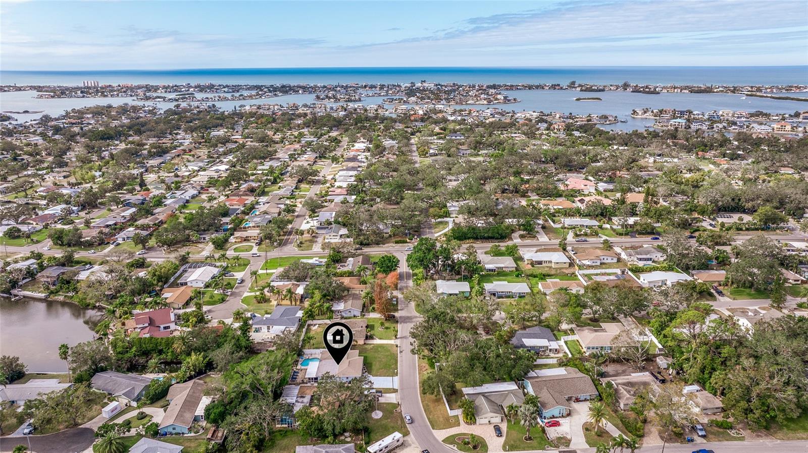 3282 HONEYSUCKLE RD, LARGO, FL, 33770