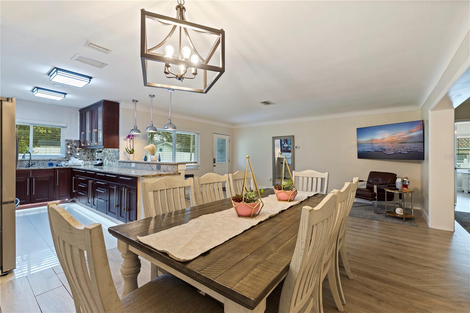 3282 HONEYSUCKLE RD, LARGO, FL, 33770