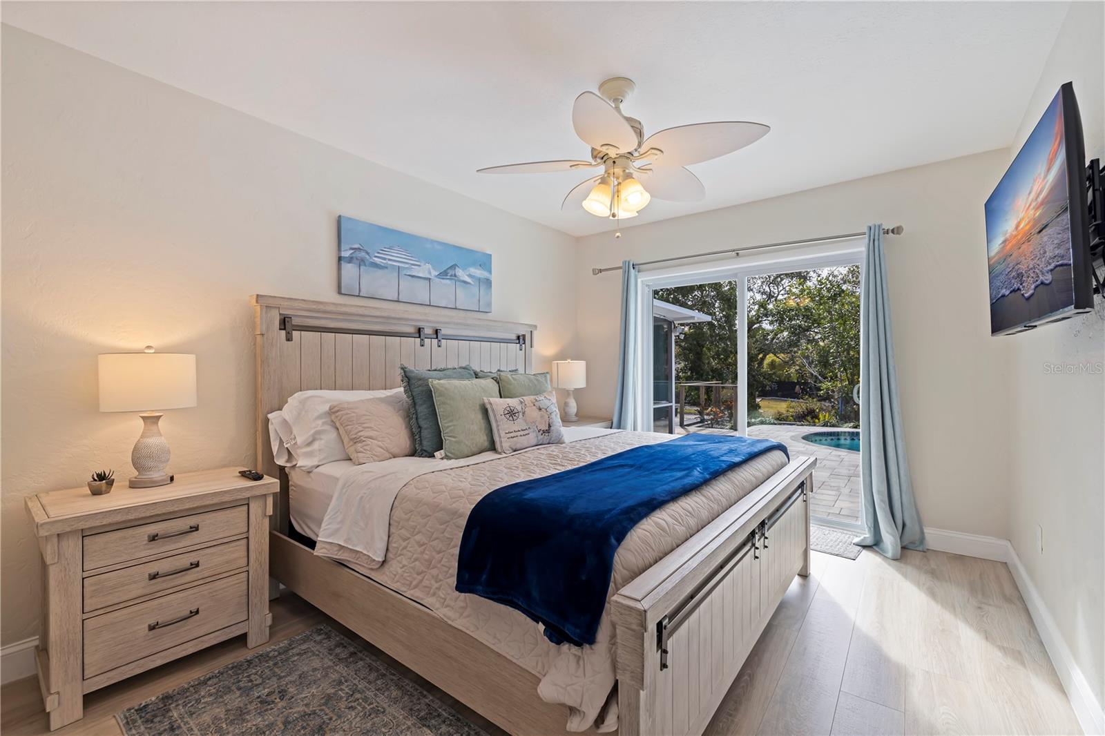 3282 HONEYSUCKLE RD, LARGO, FL, 33770