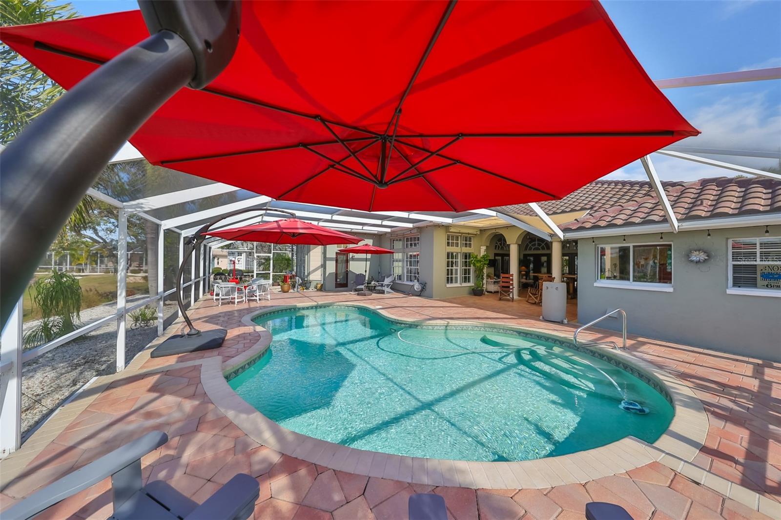 1120 SIGNATURE DR, SUN CITY CENTER, FL, 33573