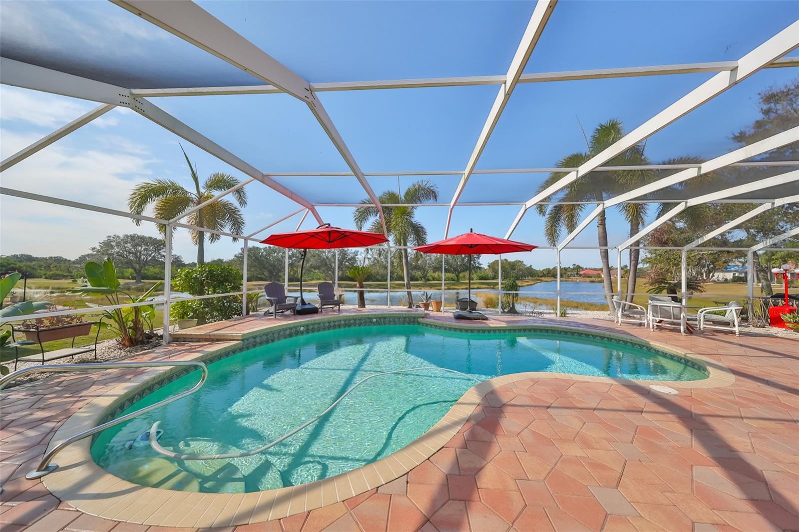 1120 SIGNATURE DR, SUN CITY CENTER, FL, 33573