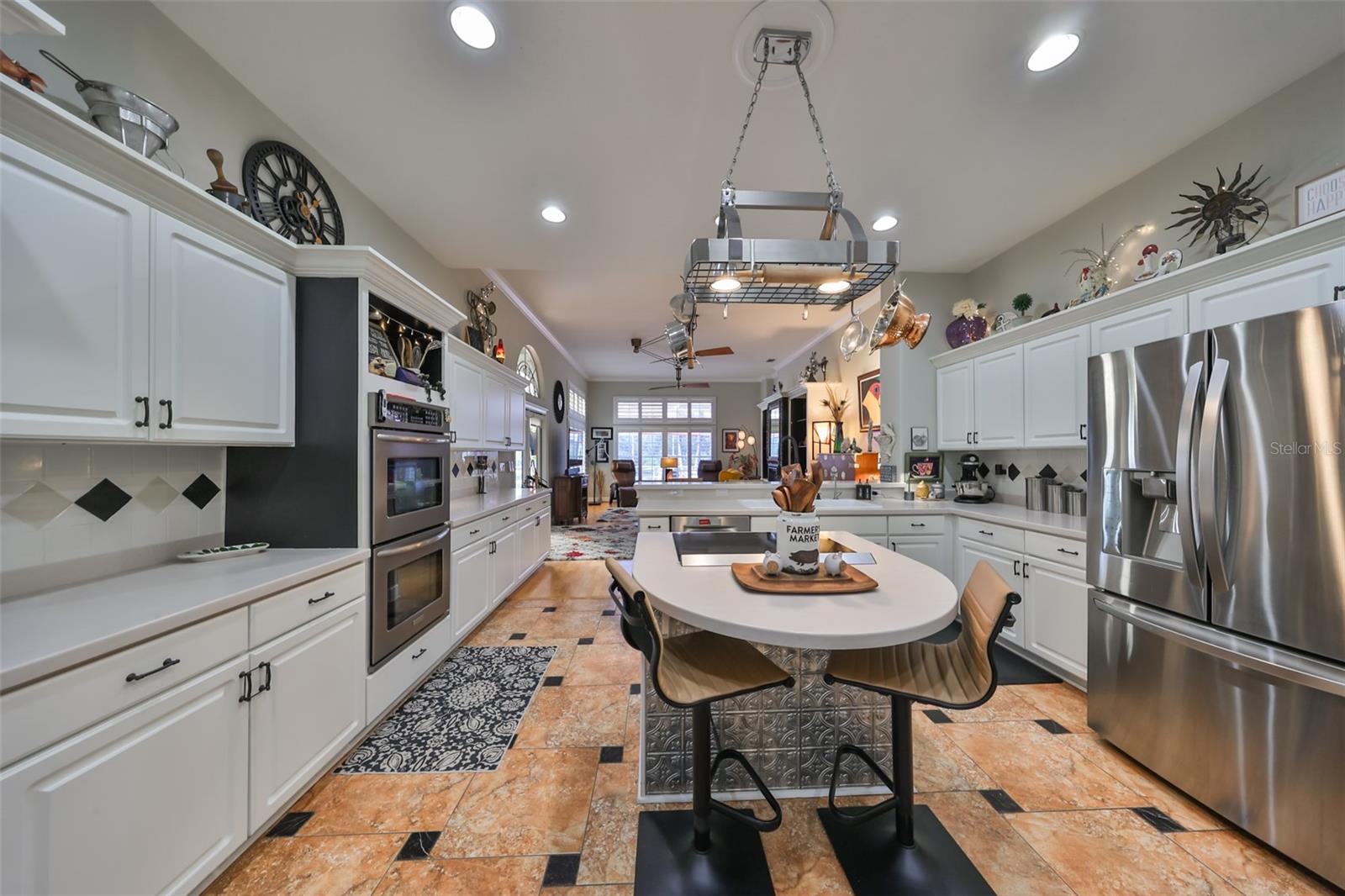 1120 SIGNATURE DR, SUN CITY CENTER, FL, 33573