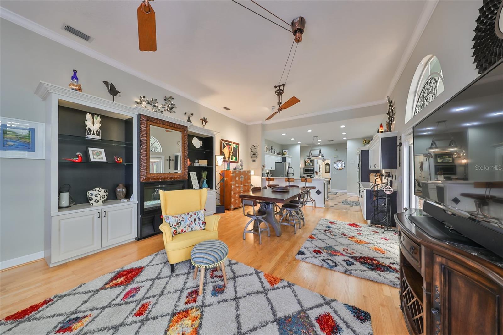 1120 SIGNATURE DR, SUN CITY CENTER, FL, 33573