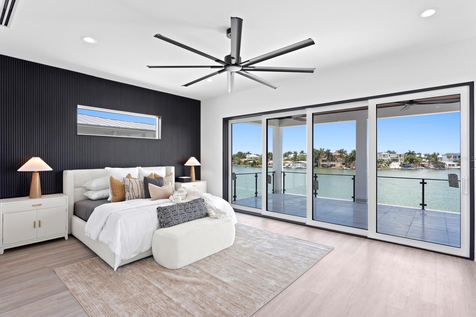 17059 DOLPHIN DR, NORTH REDINGTON BEACH, FL, 33708