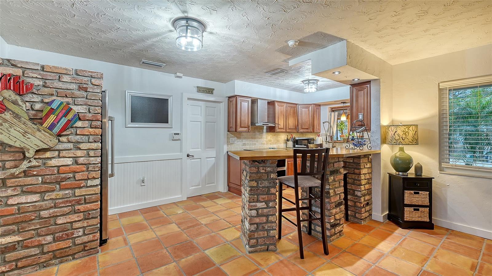 2651 LEAFY LN, SARASOTA, FL, 34239