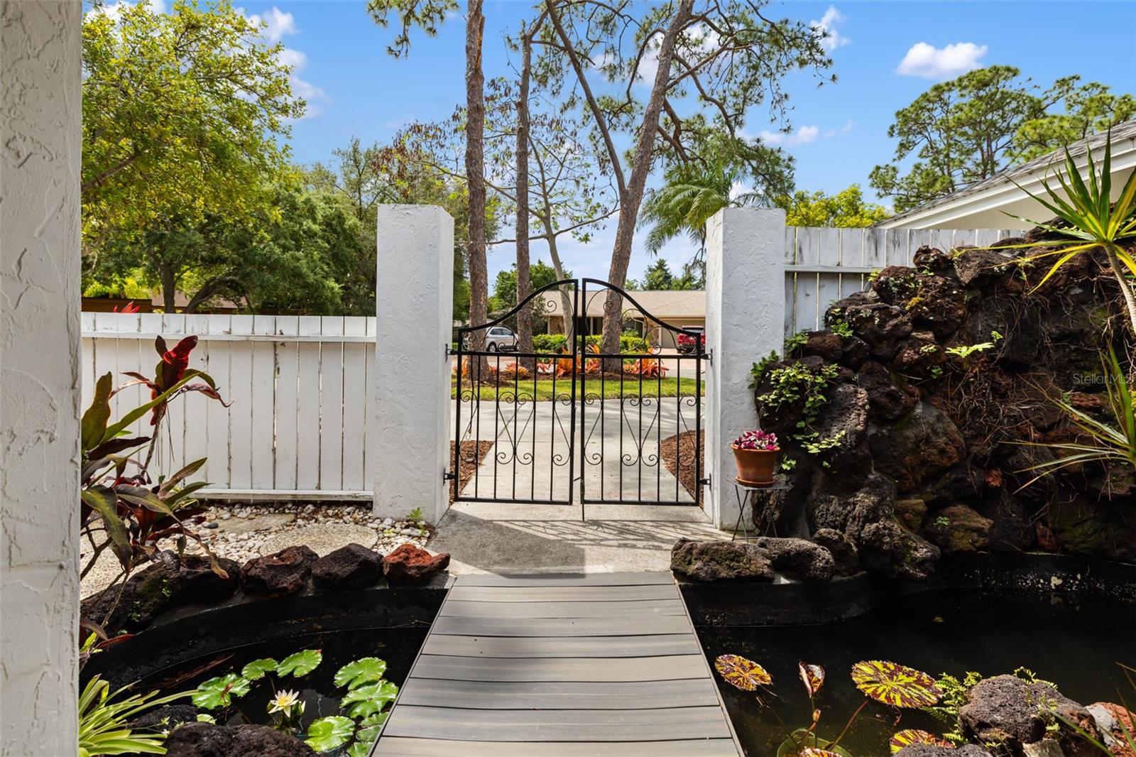 5575 BENEVA WOODS CIR, SARASOTA, FL, 34233