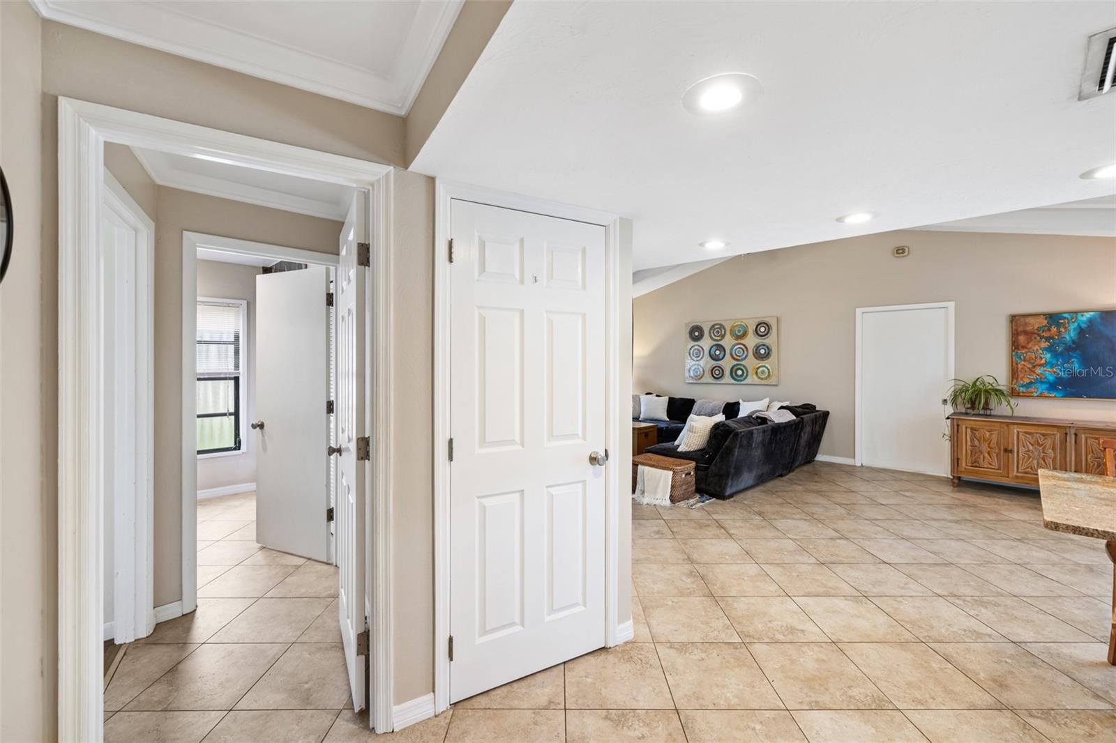 5575 BENEVA WOODS CIR, SARASOTA, FL, 34233