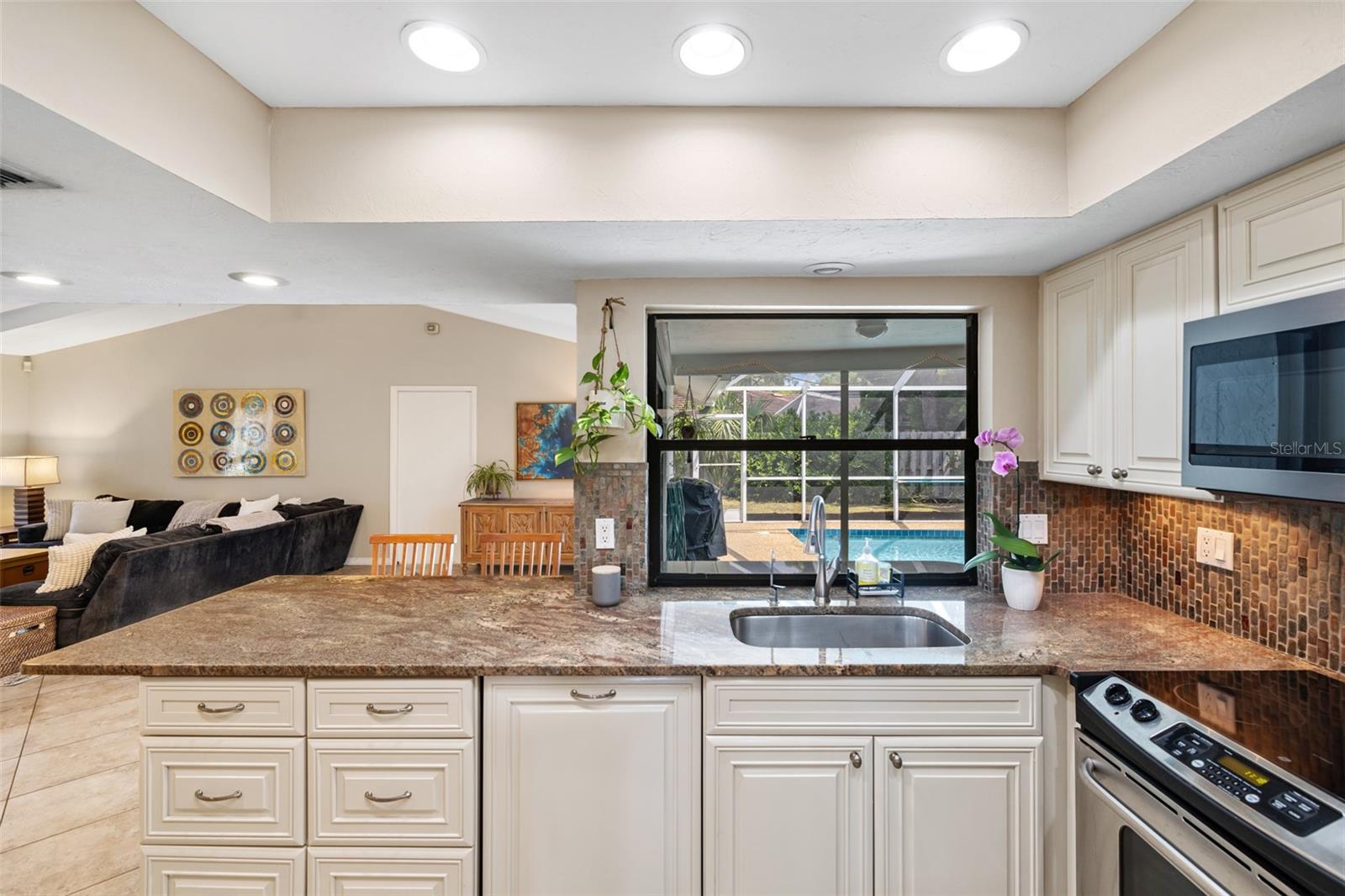 5575 BENEVA WOODS CIR, SARASOTA, FL, 34233