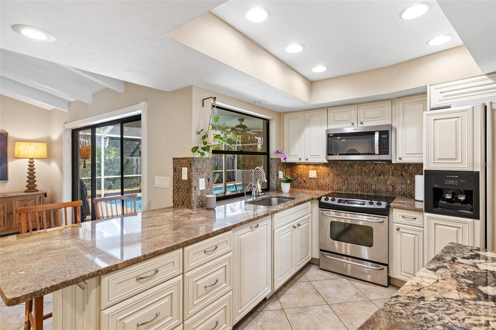 5575 BENEVA WOODS CIR, SARASOTA, FL, 34233
