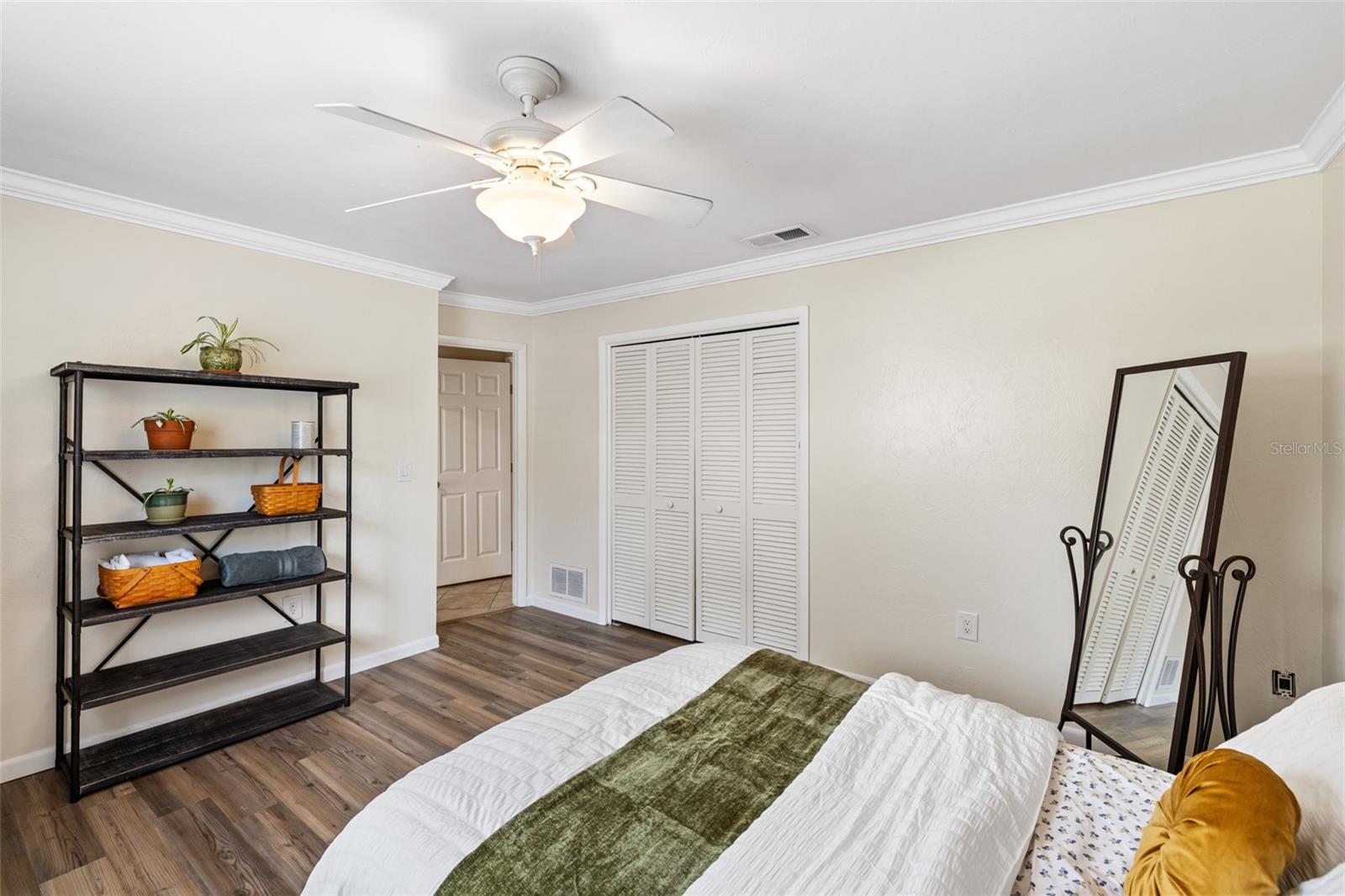 5575 BENEVA WOODS CIR, SARASOTA, FL, 34233