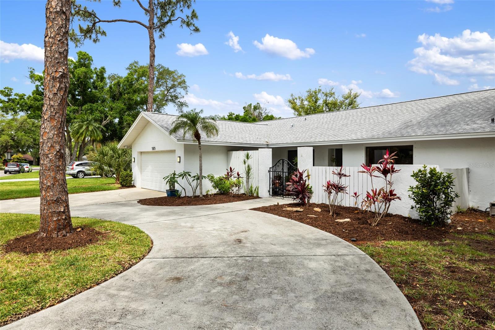 5575 BENEVA WOODS CIR, SARASOTA, FL, 34233