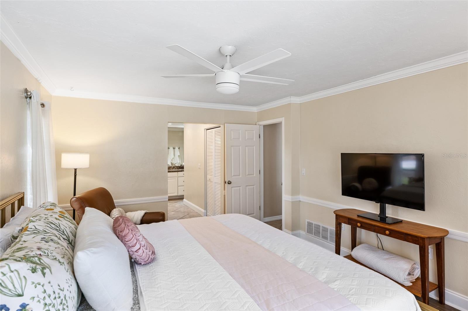 5575 BENEVA WOODS CIR, SARASOTA, FL, 34233