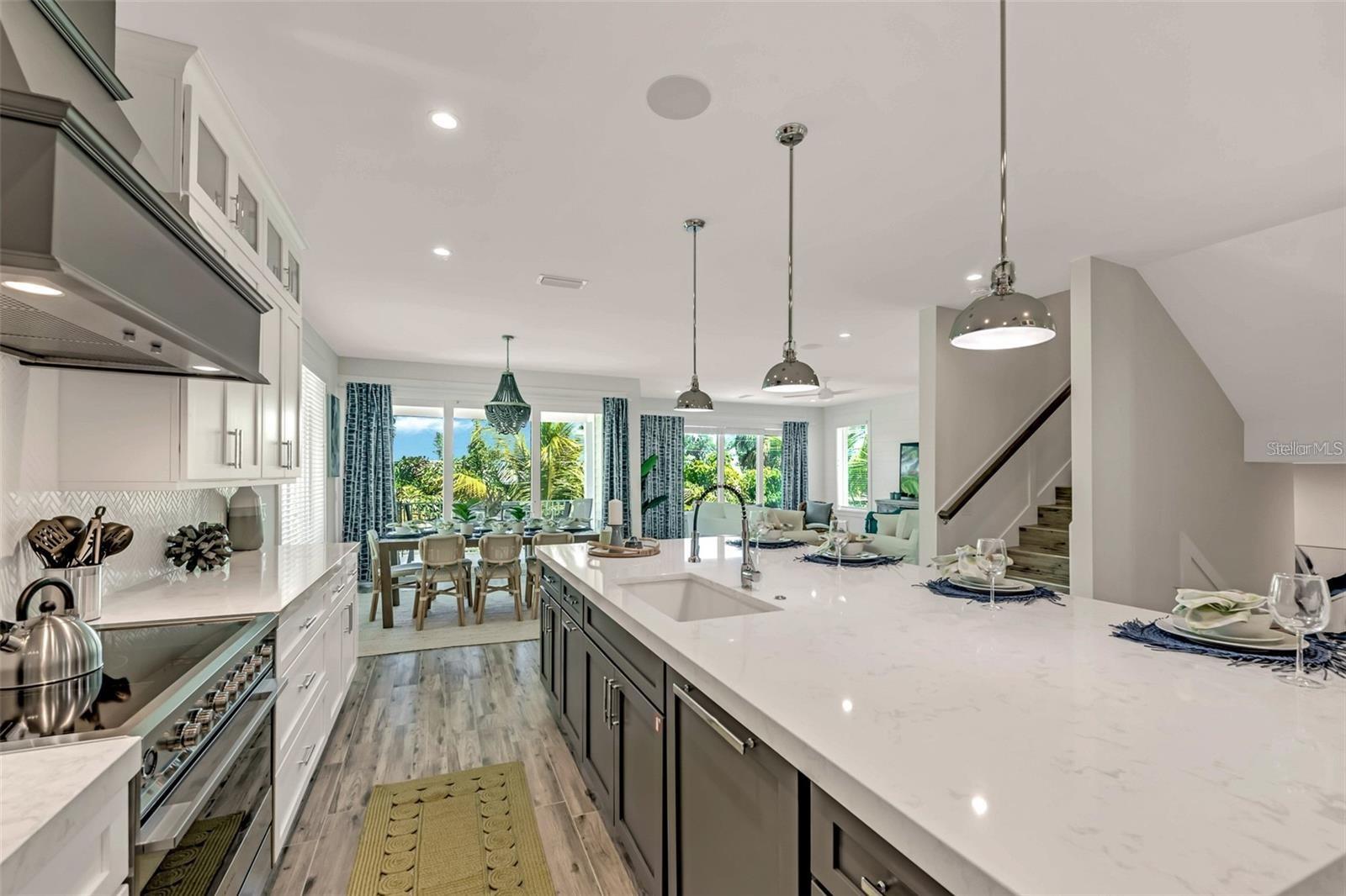 3017 AVENUE E, HOLMES BEACH, FL, 34217
