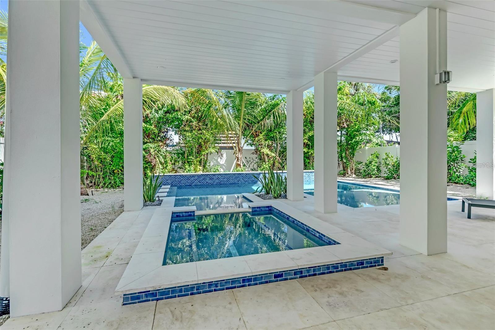 3017 AVENUE E, HOLMES BEACH, FL, 34217