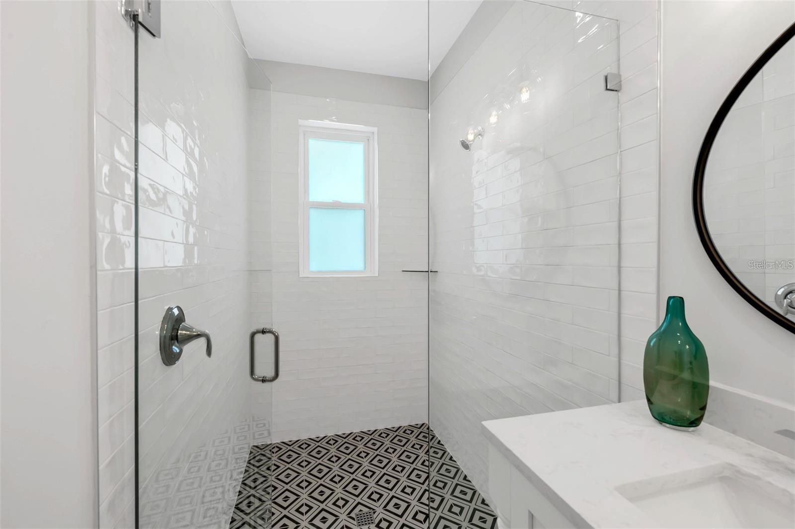 3017 AVENUE E, HOLMES BEACH, FL, 34217