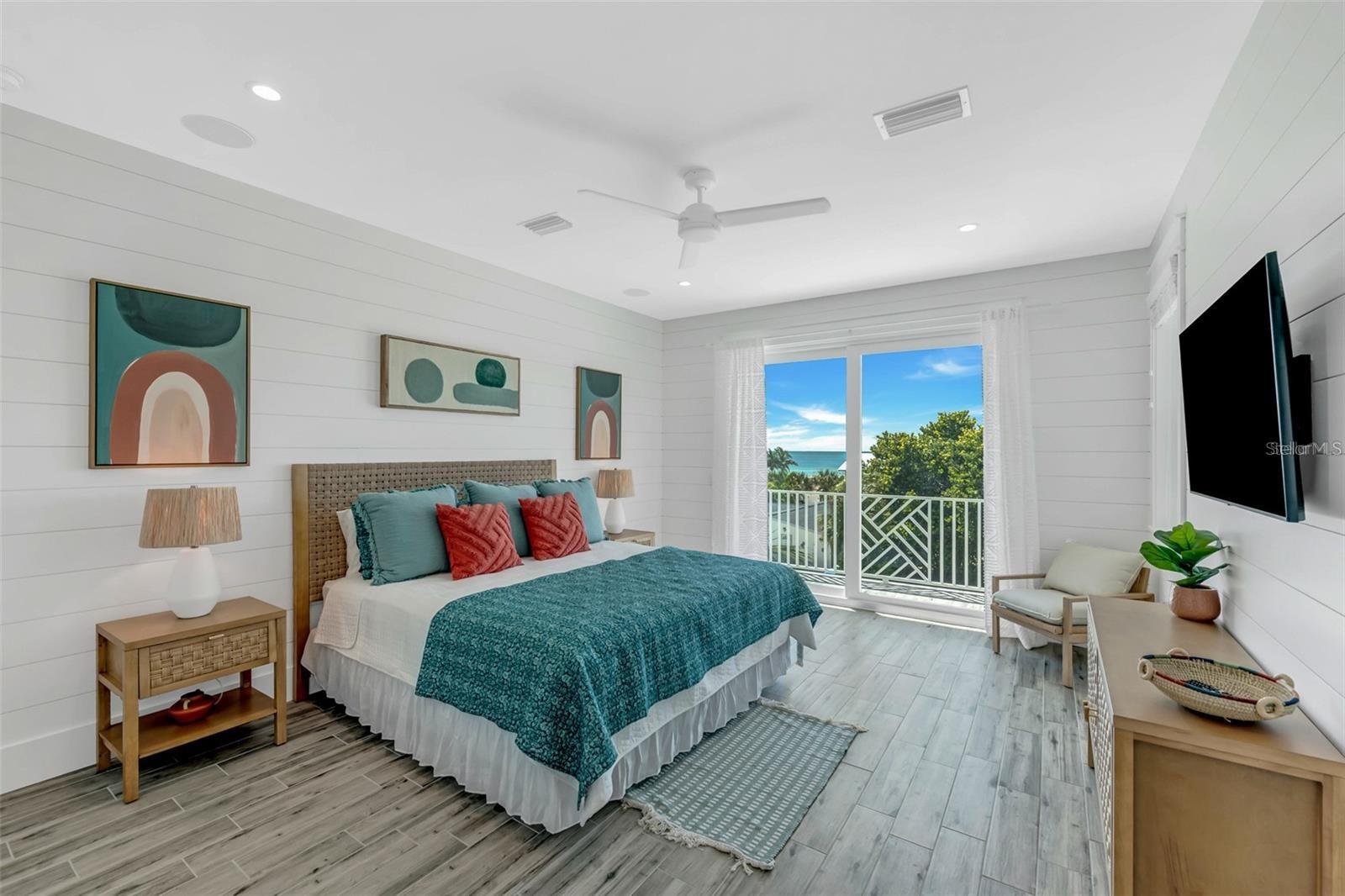 3017 AVENUE E, HOLMES BEACH, FL, 34217