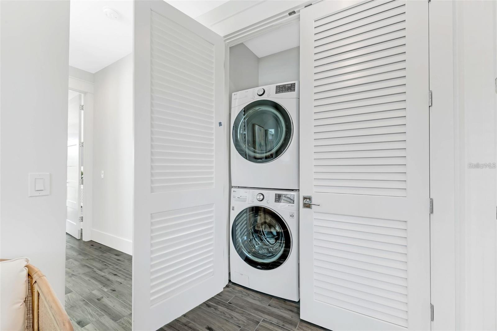 3017 AVENUE E, HOLMES BEACH, FL, 34217