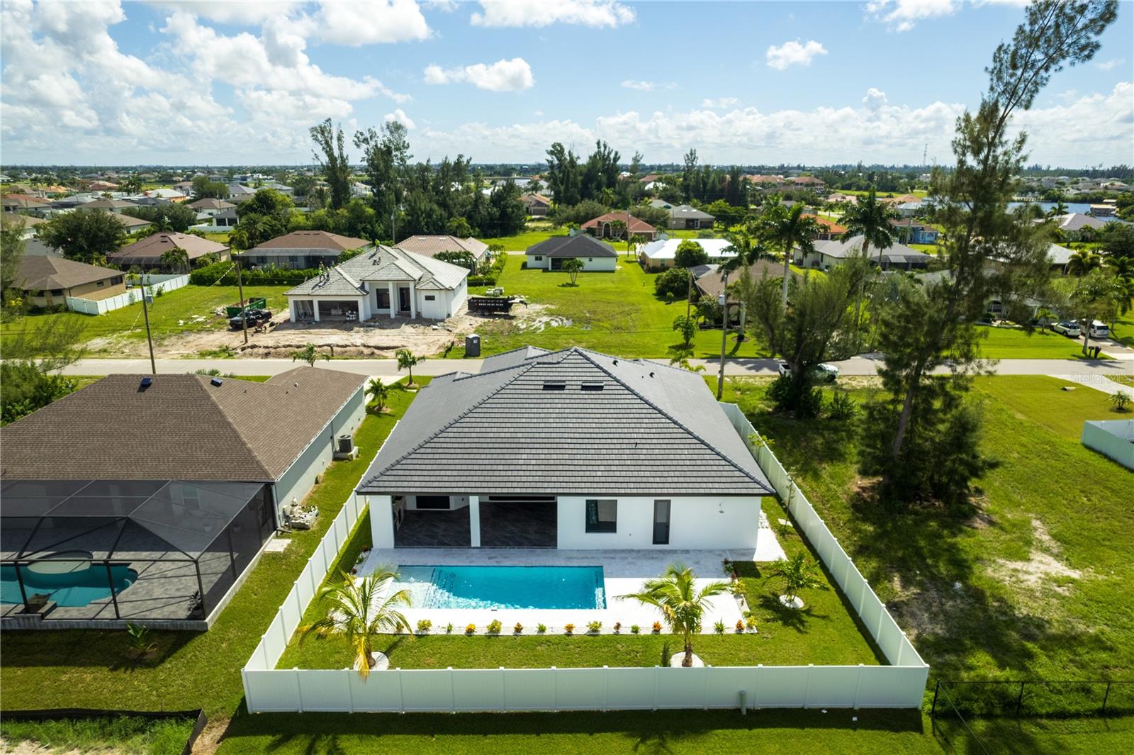 128 SW 35TH AVE, CAPE CORAL, FL, 33991
