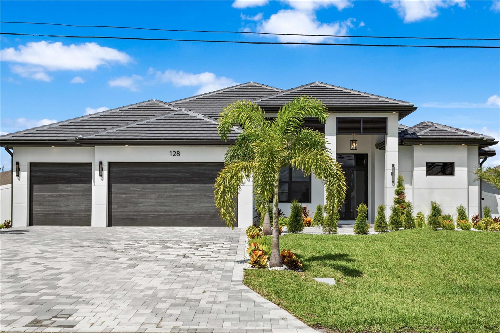 128 SW 35TH AVE, CAPE CORAL, FL, 33991
