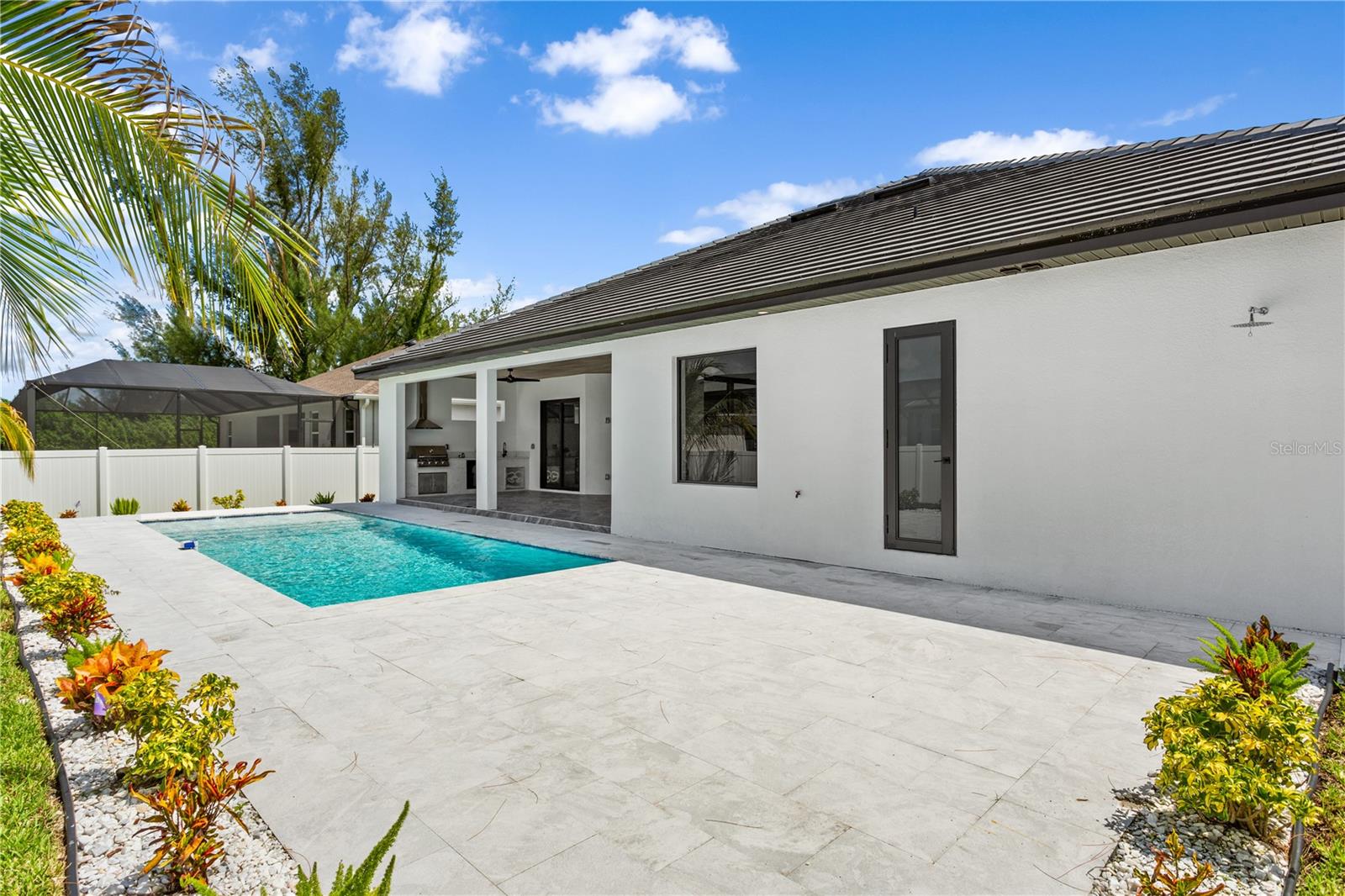 128 SW 35TH AVE, CAPE CORAL, FL, 33991