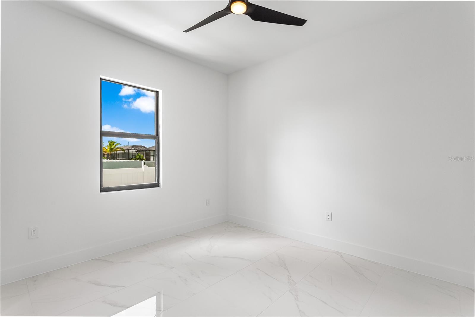 128 SW 35TH AVE, CAPE CORAL, FL, 33991