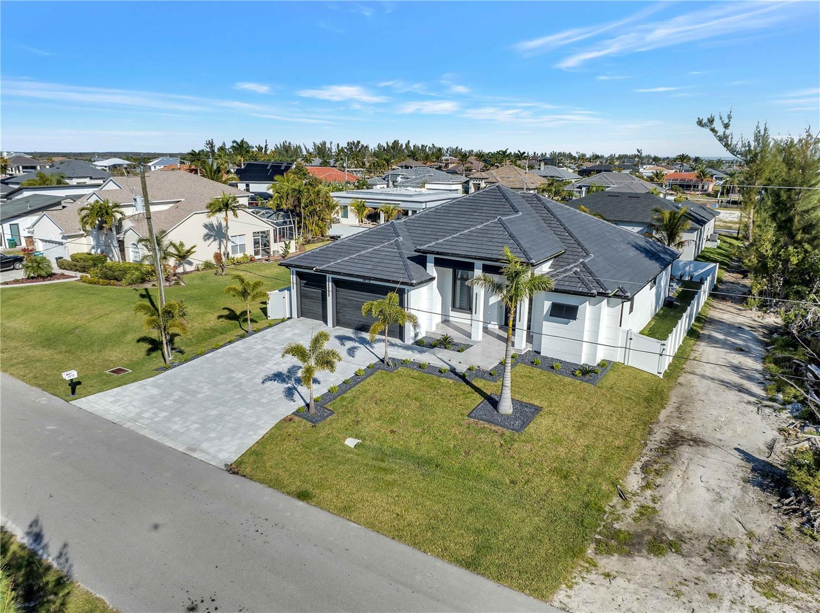 3813 SW 3RD ST, CAPE CORAL, FL, 33991