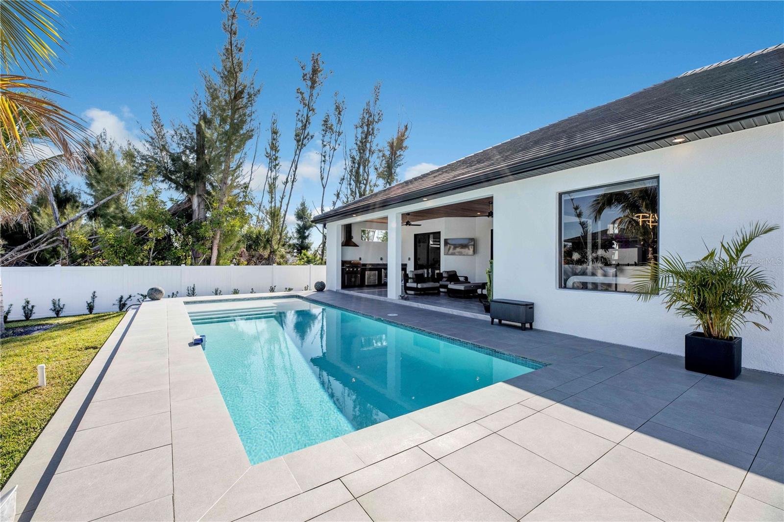 3813 SW 3RD ST, CAPE CORAL, FL, 33991