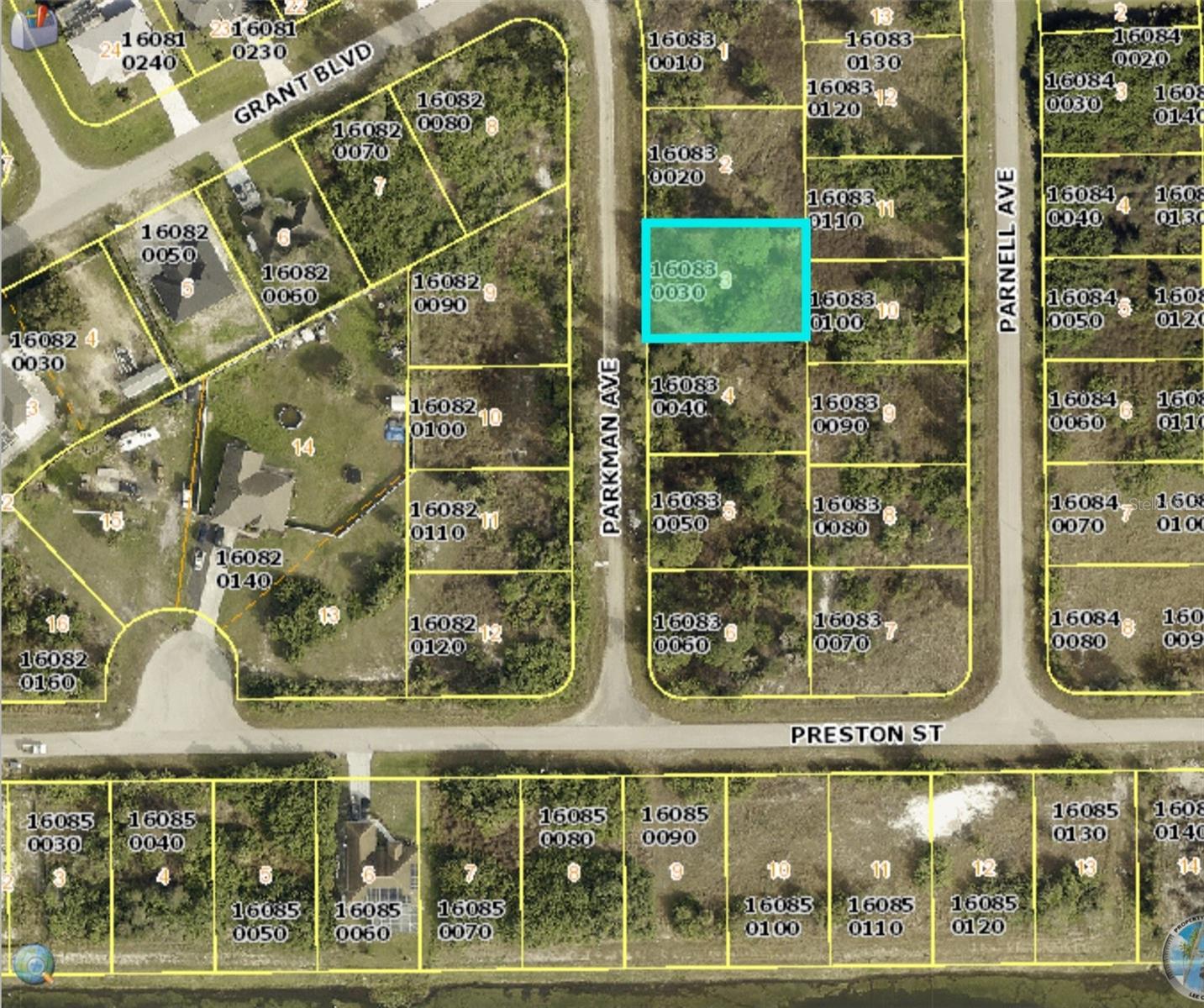 427 PARKMAN AVE, LEHIGH ACRES, FL, 33974