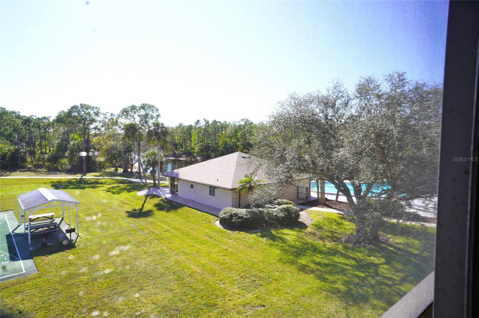 C7503200 Property Photo