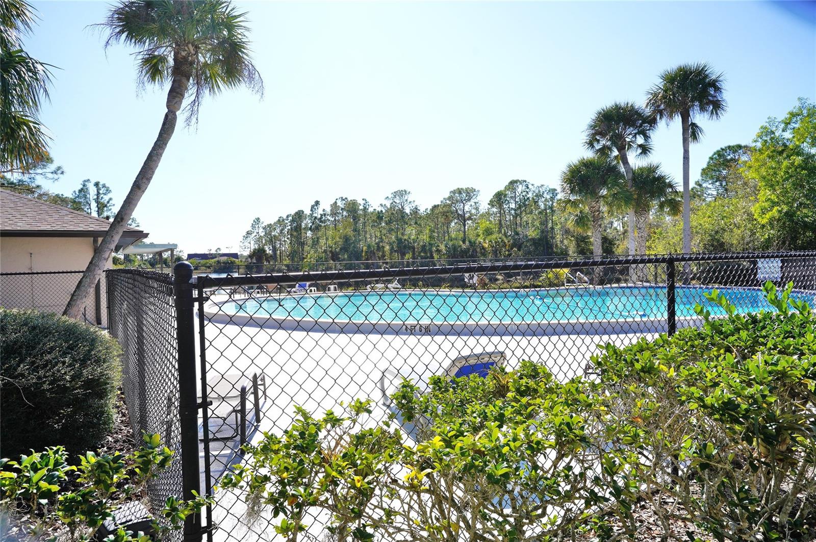 C7503200 Property Photo