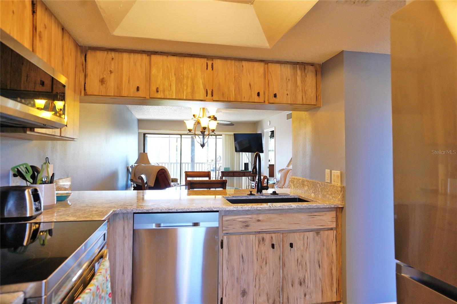 C7503200 Property Photo