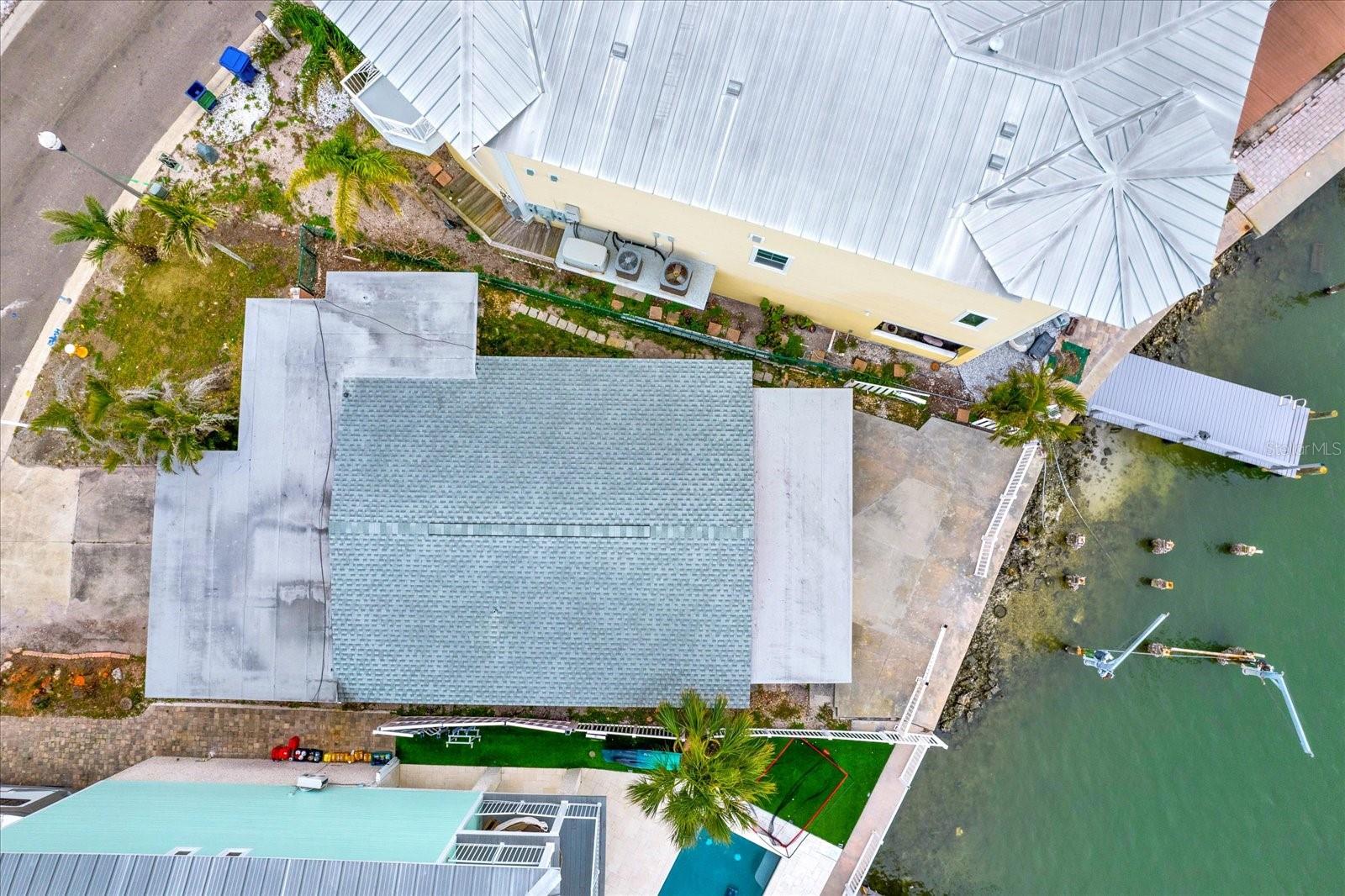 501 180TH AVE E, REDINGTON SHORES, FL, 33708