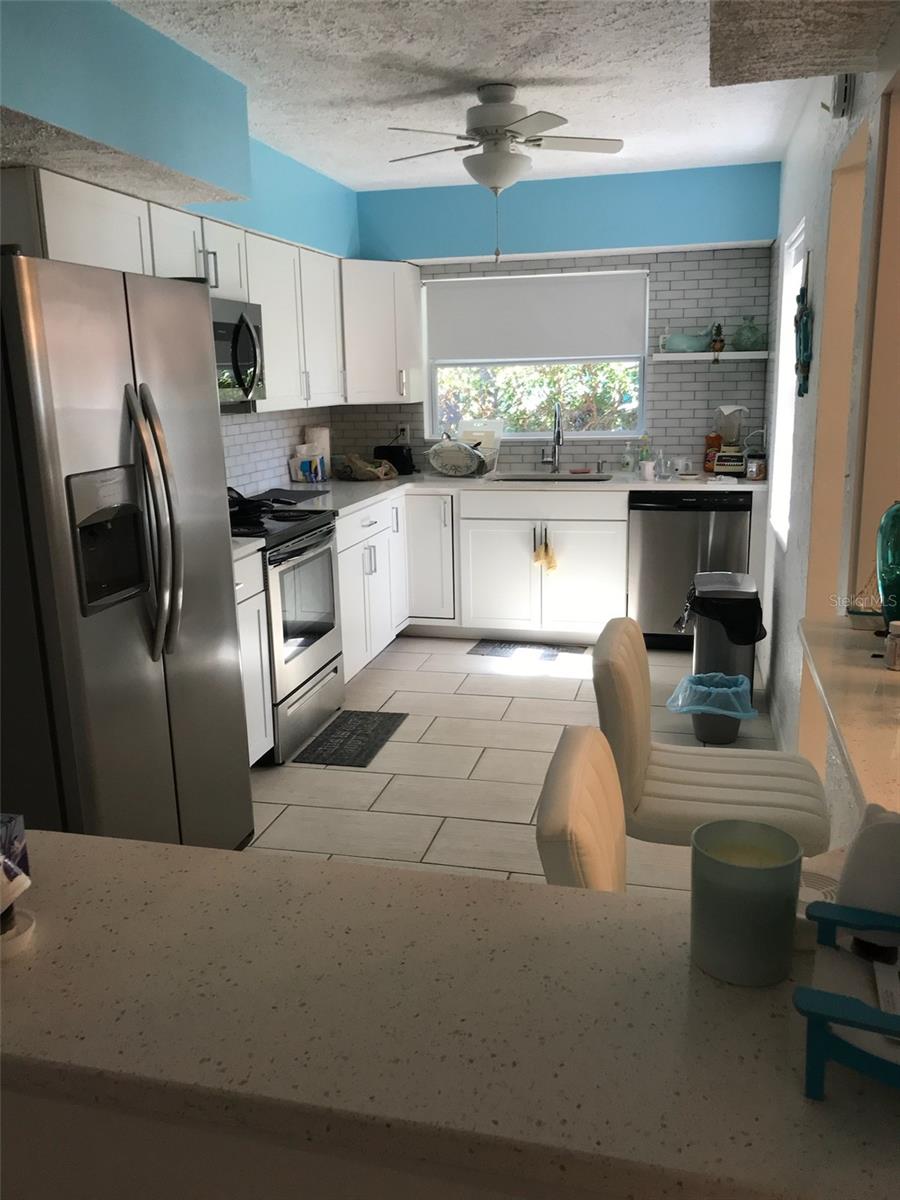 501 180TH AVE E, REDINGTON SHORES, FL, 33708
